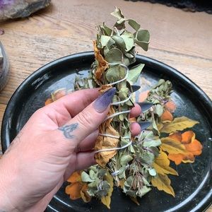 BURN BUNDLES / energy clearing/ smudging / witchcraft